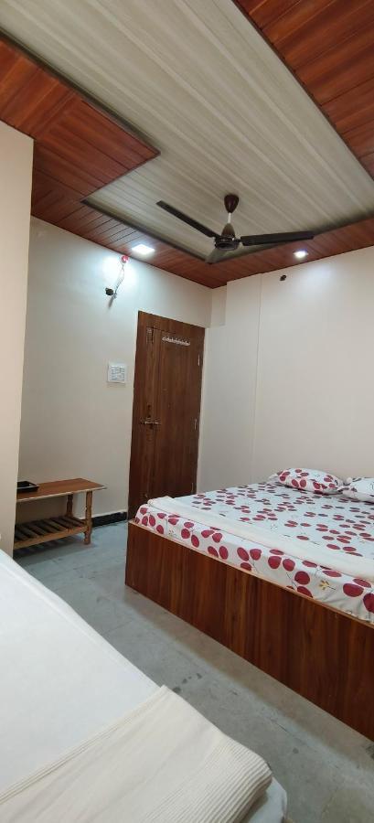 Hotel Anjali اوجاين المظهر الخارجي الصورة